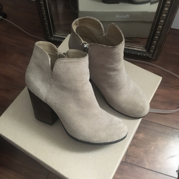 Booties - Picture 4 of 5